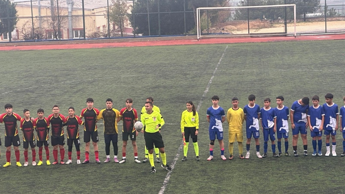 Okul Sporları Futbol Turnuvası Devam Ediyor